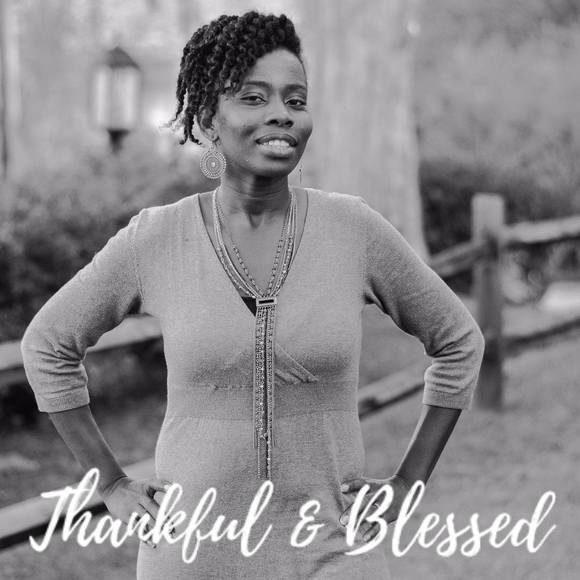 Meet your Posher, Tabitha - Picture 1 of 1